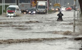 Intensa lluvia deja anegaciones en Coacalco, Tultitlán y Tultepec; hay afectaciones viales