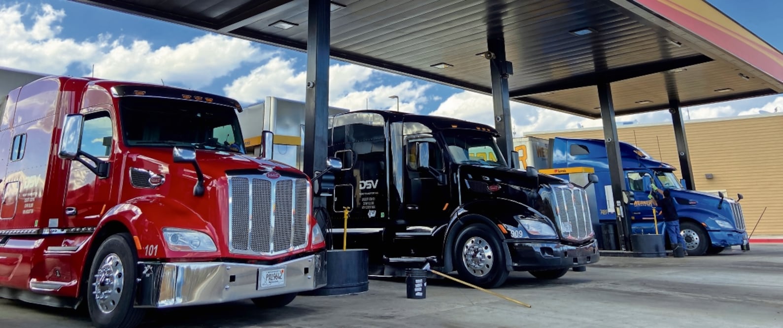 la Asociación Mexicana de Distribuidores de Automotores (AMDA) ajustó su pronóstico de venta anual a 39 mil 556 unidades. Foto: Archivo