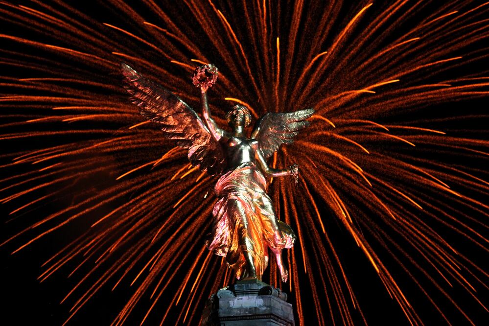 Cena, baile y DJs te esperan para dar el Grito de Independencie. Foto: Facebook Península Restaurante