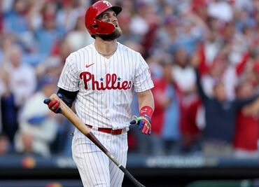 Los Phillies vapulean a los Braves y están a un triunfo de disputar la Serie de Campeonato