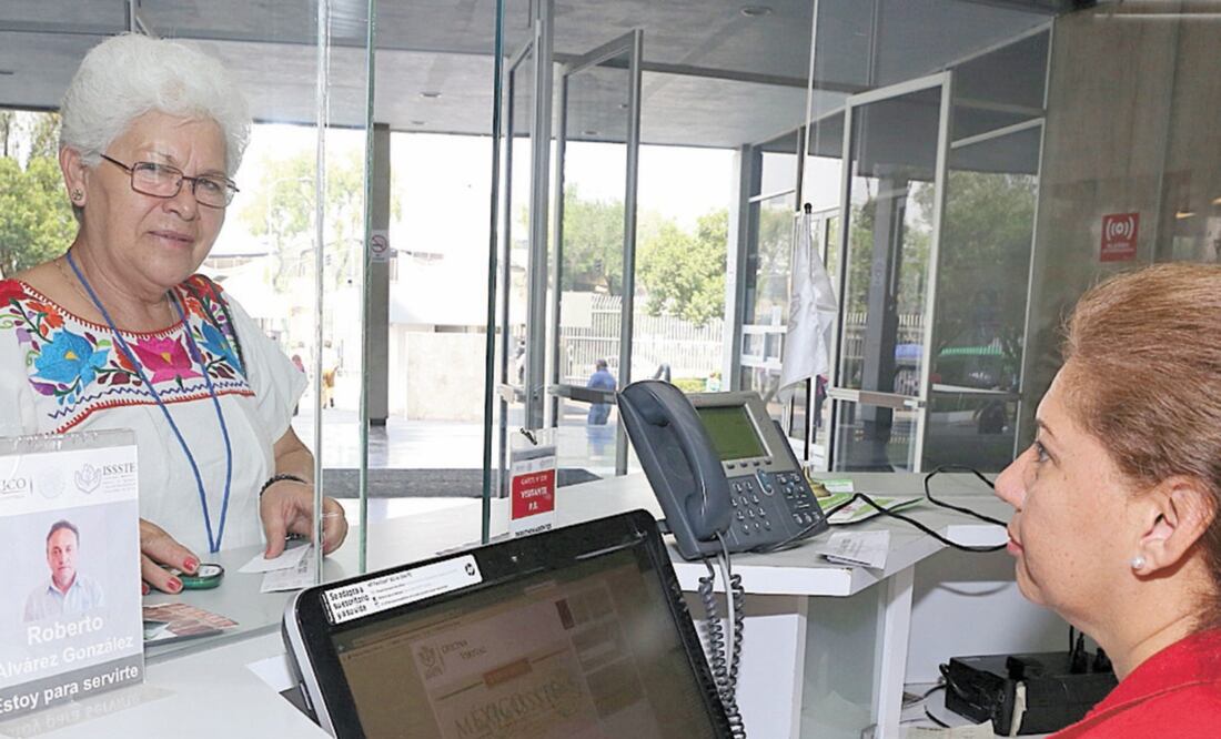 Brecha. La encuesta de la CNBV indica que las mujeres tienen rezago en materia de acceso a los seguros y las Afore. ARCHIVO EL UNIVERSAL