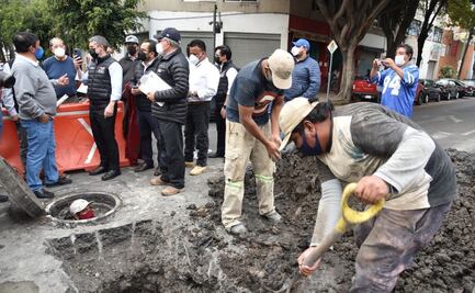 Habitantes estrenan nueva red de drenaje en colonia de la alcaldía Miguel Hidalgo