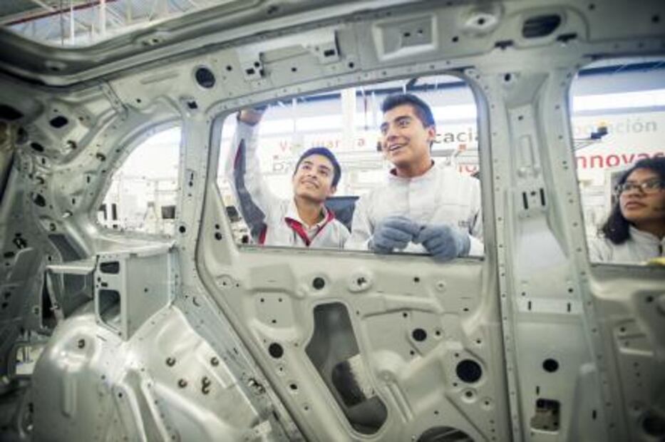 Audi y la UNESCO, trabajan para apoyar el desempleo en jóvenes