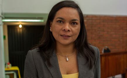 Renuncia Beatriz Mojica al PRD tras 30 años de militancia