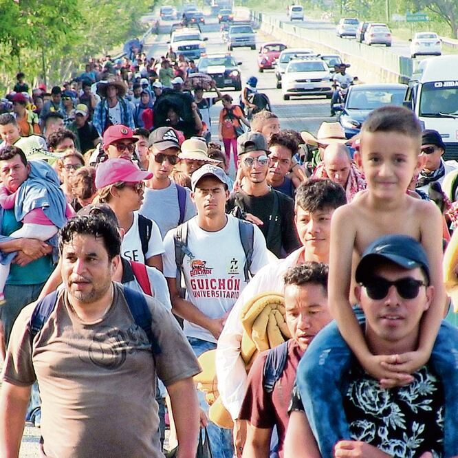 Debido a las caravanas de centroamericanos que van a EU, el gobierno de ese país anunció la cancelación del presupuesto a las naciones de la región. ARCHIVO EL UNIVERSAL