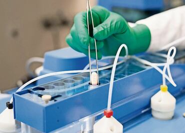 Renuencia de realizarse una prueba podría afectar la efectividad de las píldoras antiCovid