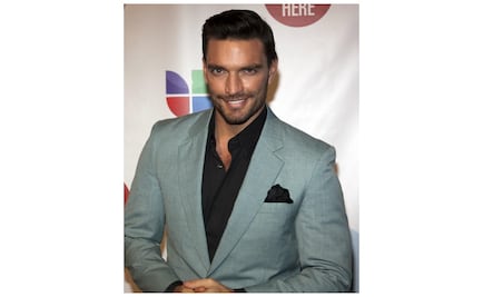 Julián Gil habla del reencuentro con su hijo: “Me lo comí a besos”
