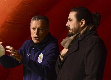 Directiva de Chivas explota con sus jugadores; sancionarán a quienes fueron a un palenque