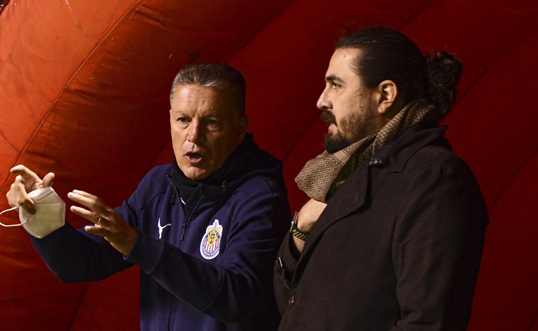 Ricardo Peláez y Amaury Vergara en un partido del Guadalajara - FOTO: Imago7