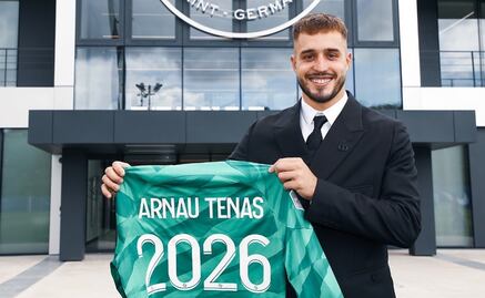 Contrata PSG a Arnau Tenas, portero canterano del Barcelona