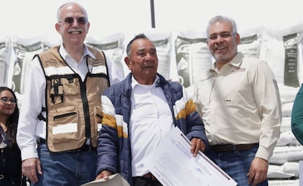 Entregan fertilizantes a 90 mil productores de Michoacán; buscan aumentar producción agrícola