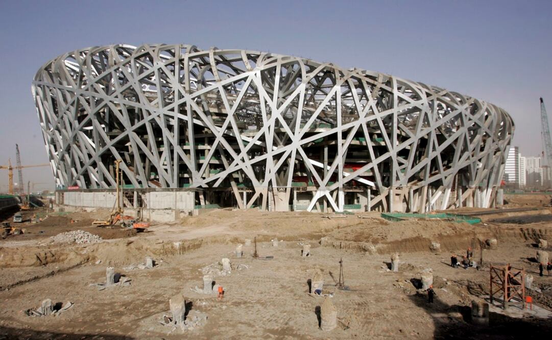 Estructura de hierro del Estadio Nacional, en Pekín, China. Con el sobrenombre del "nido del pájaro", este recinto albergó a varias modalidades de los Juegos Olímpicos de Pekín 2008. EFE/MICHAEL REY