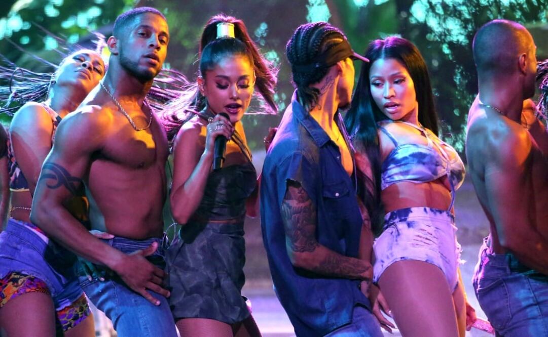 Ariana Grande, de 23 años, ganó el máximo galardón de la noche en Los Ángeles. Foto: AP