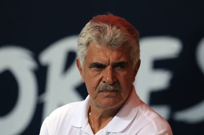 Ricardo Ferretti insiste: la cancha de Rayados es un cochinero