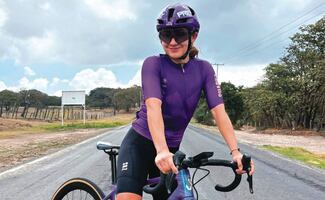 Latin All-Star Racing, el proyecto con el que Sara Roel busca cambiar el ciclismo femenil