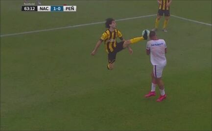 Exjugador de Pumas, expulsado por brutal jugada 