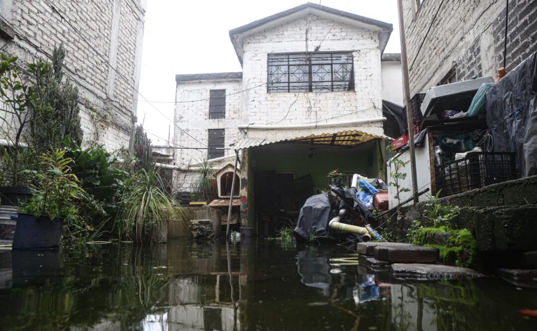 Al menos 300 viviendas resultaron con afectaciones por las intensas lluvias en Xochimilco. Foto: Gabriel Pano