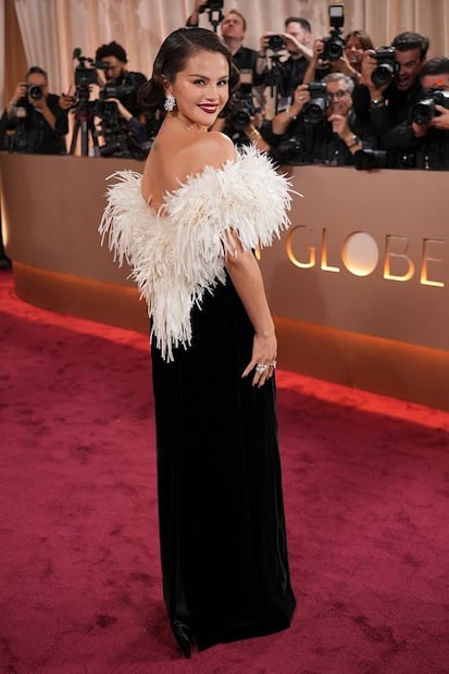 Matthieu Blazy es el creativo detrás del look de Selena Gomez en los Globos de Oro 2026. Foto: AP