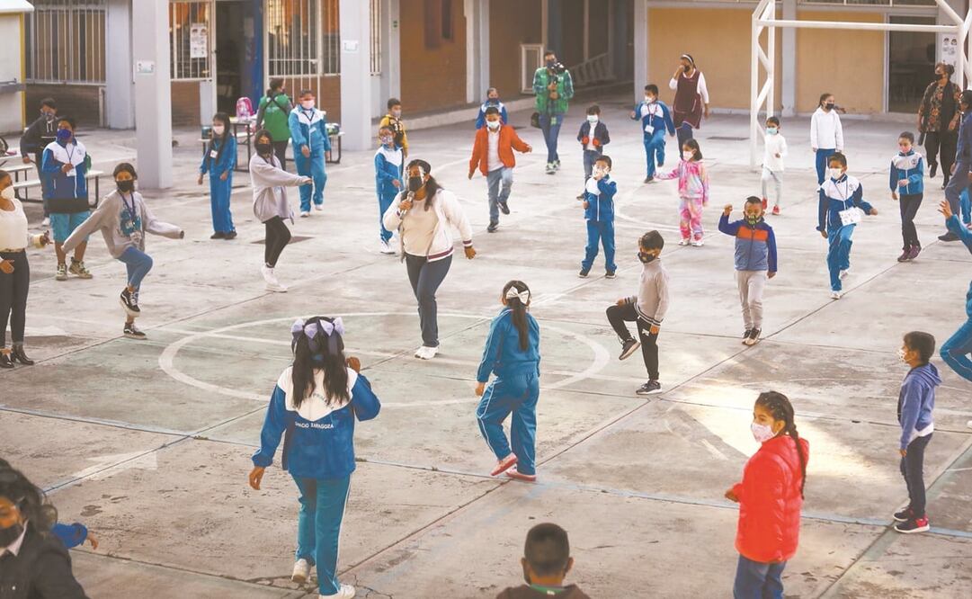 El retorno a escuelas es importante para que los menores recuperen la comunidad educativa, afirmó un experto. Foto: Archivo/ EL UNIVERSAL.