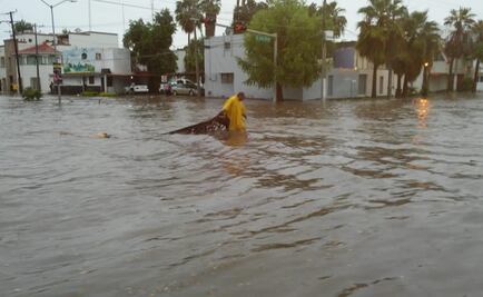 Fuertes lluvias provocan inundaciones en Los Mochis, Sinaloa; suspenden clases