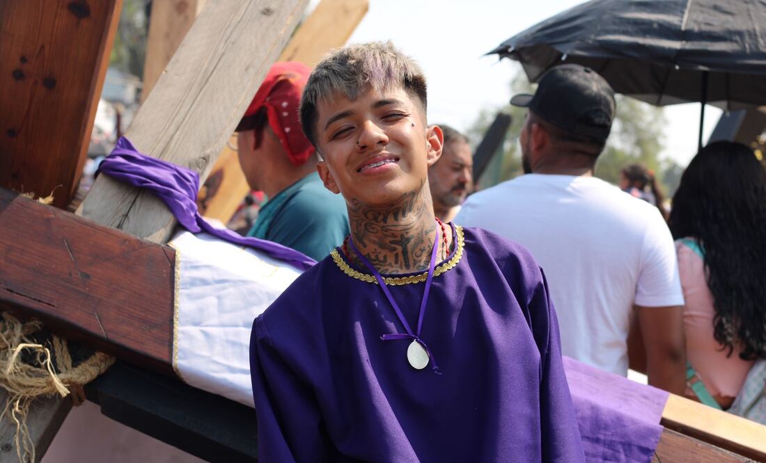 El joven de 19 años, llegó desde Ecatepec, en el Estado de México, como una manda para pedir por el bienestar de su familia. (FOTO: Rafael García)