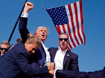The New York Times arrasa en los premios Pulitzer; foto de Trump con el puño en alto, es galardonada