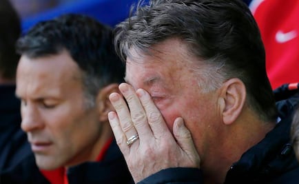 ManU hace oficial salida de Van Gaal