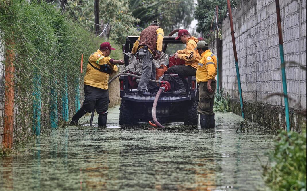 Inundación en el pueblo de San Francisco Caltongo, Xochimilco. Foto: Gabriel Pano/EL UNIVERSAL
