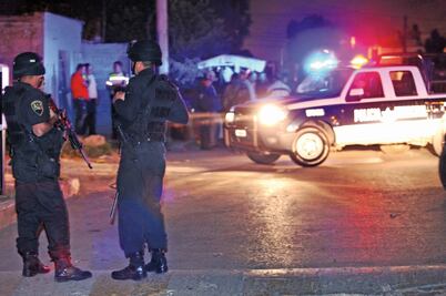 Balean a cinco en taquería de Tultitlán; mueren tres