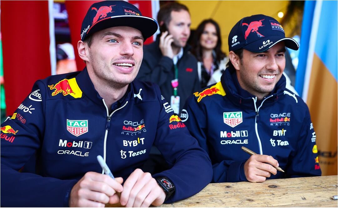 Max Verstappen llena de halagos a Checo Pérez; niega alguna rivalidad / FOTO: Twitter: @redbullracing