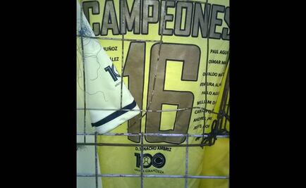 Playera "errónea" del Centenario de América se vende en el Azteca