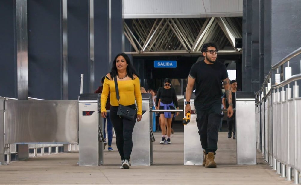 Nuevo acceso al Jardín Flotante Tlalli facilita los traslados; conecta de forma directa con la Línea 2 del Metro.
Foto: Karla Guerrero / EL UNIVERSAL