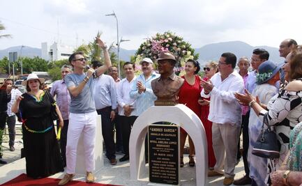 En medio de la polémica por su herencia, develan busto de Andrés García en Acapulco