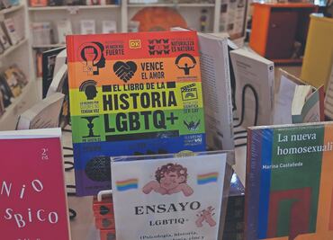 Trincheras culturales para divulgar la memoria y la cultura LGBT