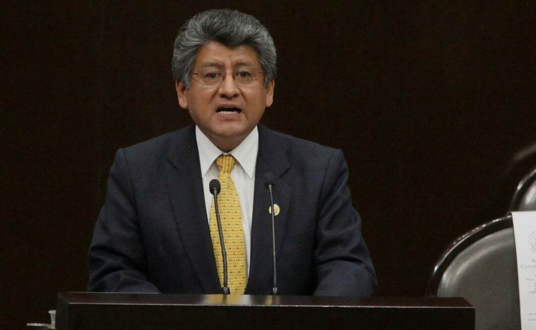 Martínez Neri durante su intervención hoy tras la entrega del Informe de Gobierno. Fotografía de Lucía Godínez