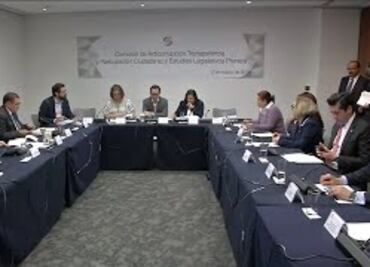 Senado avala en comisiones 'muerte civil' a corruptos