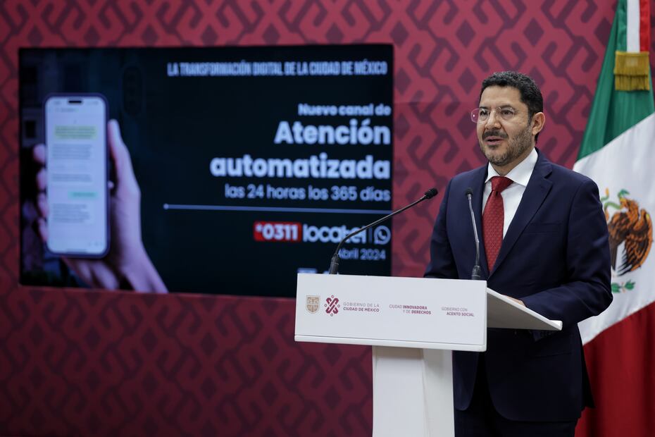 Martí Batres Guadarrama presentó el nuevo Chatbot de la CDMX. Foto: Gobierno de la Ciudad de México