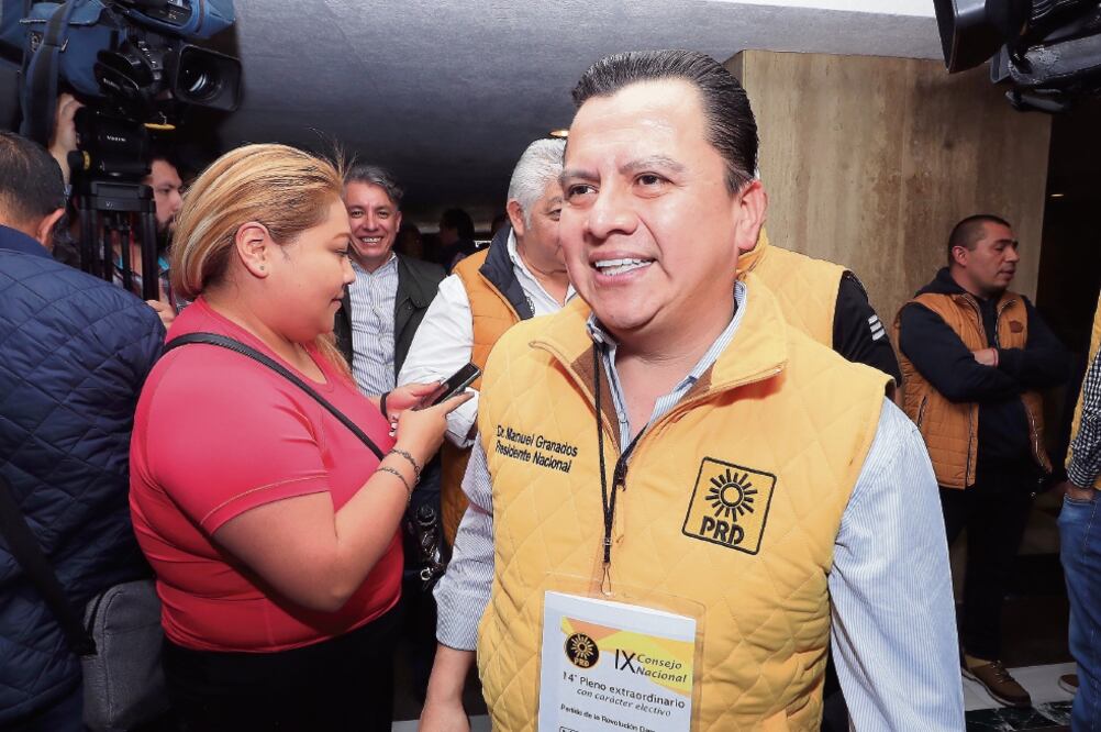 Postulaciones. Manuel Granados, presidente del PRD dijo que aplazaron las resoluciones porque hay un esquema de tres partidos (IRVIN OLIVARES. EL UNIVERSAL)