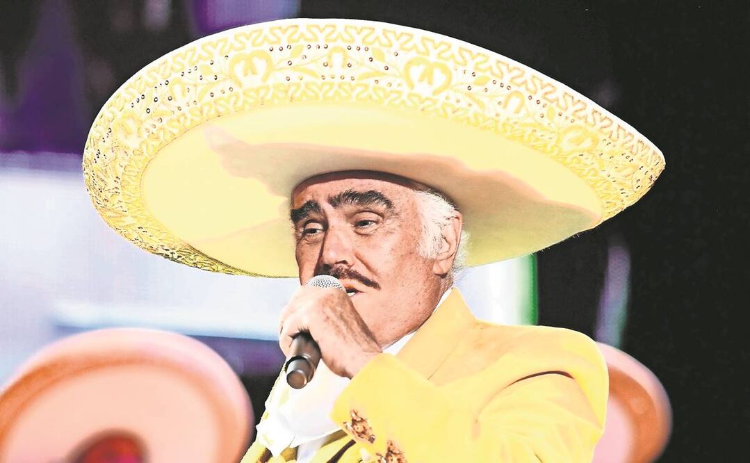 Vicente Fernández deja el área de terapia intensiva en el hospital