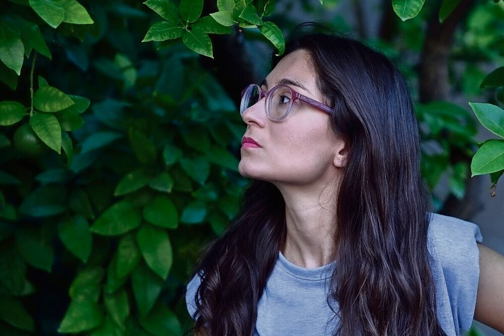 La escritora y periodista argentina Valeria Tentoni reflexiona sobre la entrevista y la escritura creativa. Foto: Valeria Tentoni / Gris Tormenta