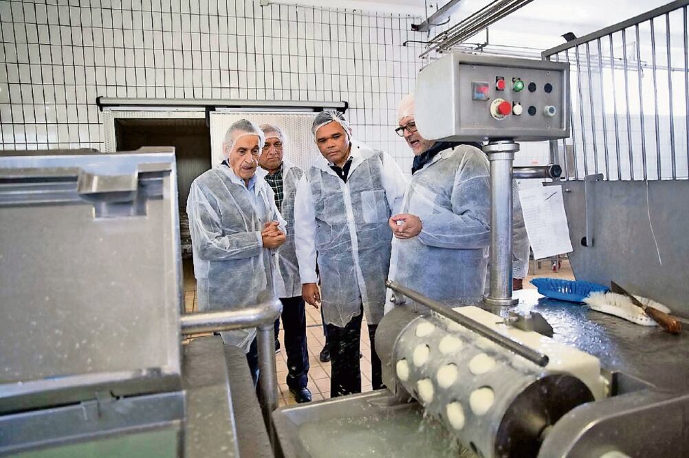 Rolando Zapata Bello, mandatario yucateco, aseguró que los empresarios invierten en la entidad porque priva la paz social y laboral (ARCHIVO. EL UNIVERSAL)