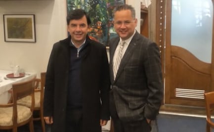 Santiago Nieto conversa con Jesús Ramírez Cuevas sobre revocación de mandato