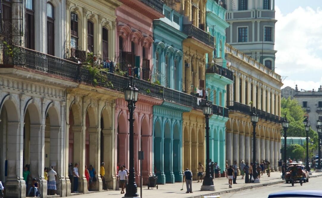 Los primeros hoteles que estarán disponibles para hacer reservas en línea serán de la capital, La Habana. (Foto: Carlos Rivera)