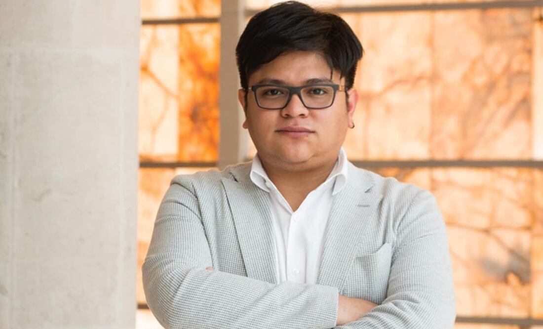 El analista político Carlos Bravo Regidor reveló que la lingüista Violeta Vázquez será la encargada de ocupar el lugar de Gibrán Ramírez. Foto: Instagram @gibranramirezreyes