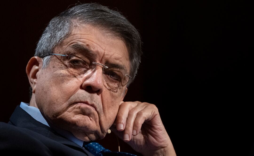El escritor nicaragüense Sergio Ramírez asiste a un evento en la sede del Instituto Cervantes en Madrid. Foto: AP 