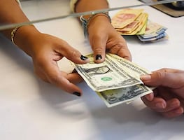 ¿Habrá Pensión del Bienestar para mexicanos que viven en EU?; esto dice Claudia Sheinbaum