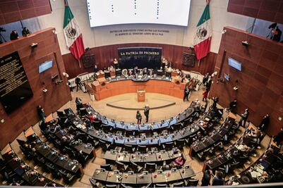 Analizan creación de clúster de hospitales