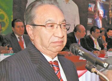 Aprueban dos veces reforma laboral