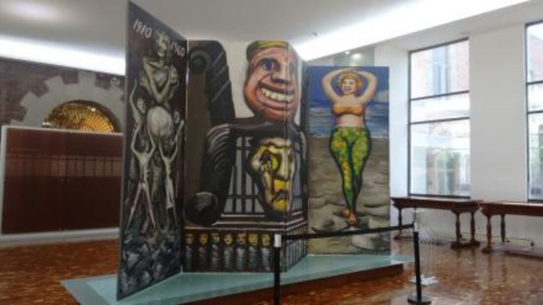 El palacio negro que inventó a los "jotos"