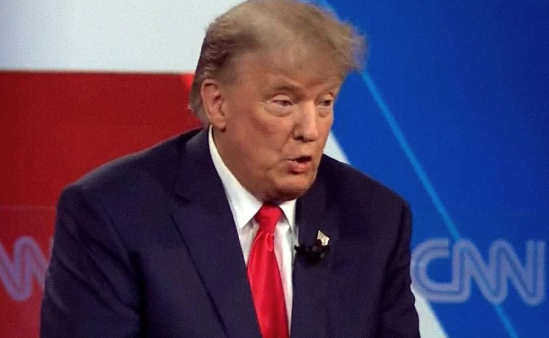 Durante la entrevista Trump reiteró varias veces, sin pruebas, que la elección presidencial de 2020 fue "amañada". Foto: Captura